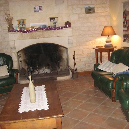 La Ferme de Magnantru Bed & Breakfast Perigne Exterior foto